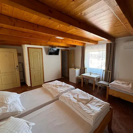 Fuerdo Panzio Bed & Breakfast *