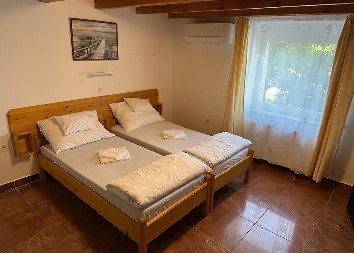 Frühstückspension Fuerdo Panzio 3*